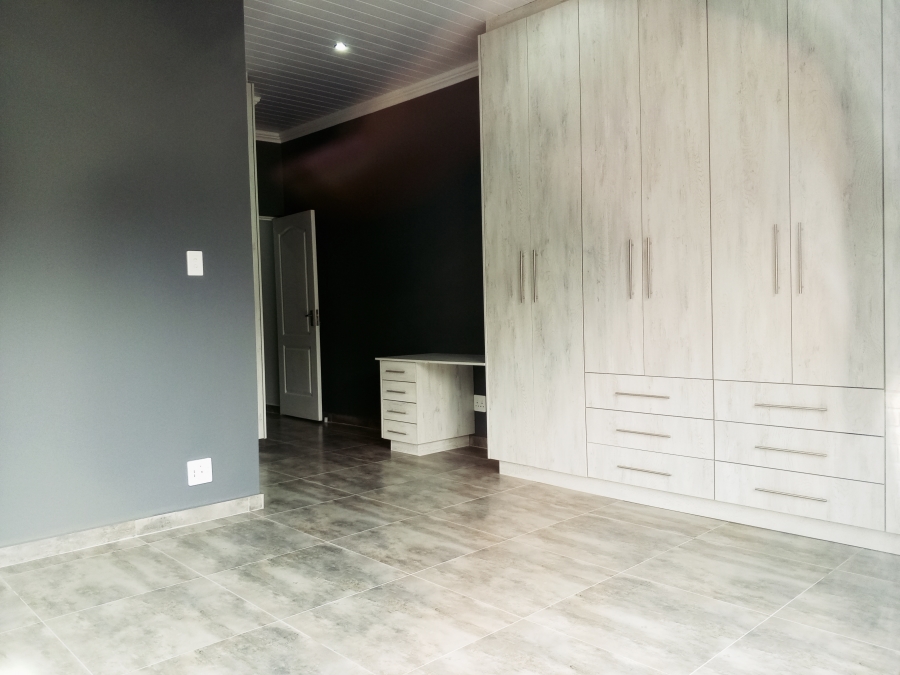 3 Bedroom Property for Sale in Island View Western Cape